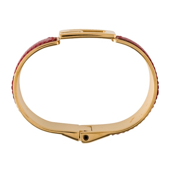 90’s VINTAGE GUCCI 🤩. Lizard Cuff Bracelet. Red Accessories continue to be 🔥! - Picture 3 of 3